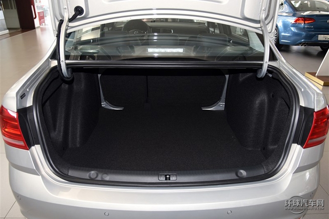 2015款 1.6L 自動(dòng)舒適版
