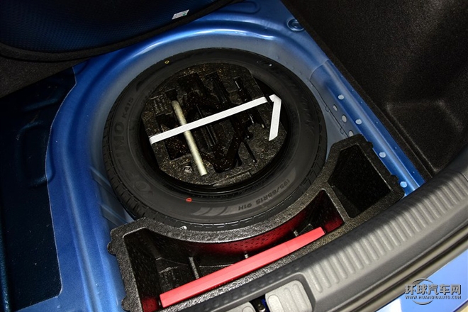 2015款 1.6L 手動風尚版