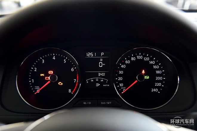 2015款 1.6L 手動風(fēng)尚版