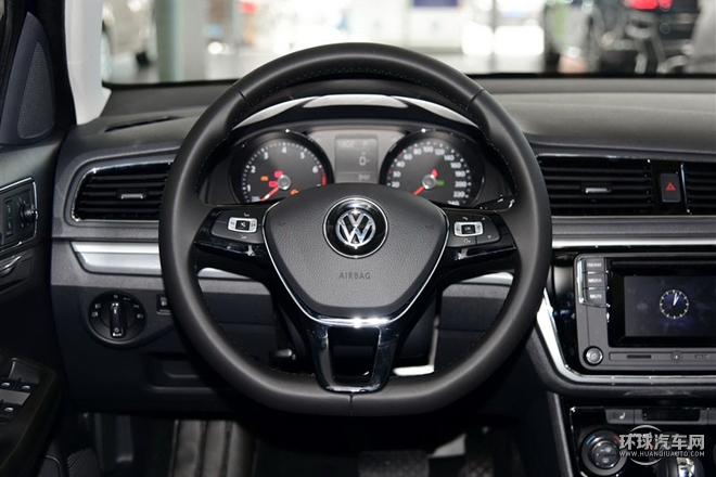2015款 1.6L 手動風尚版