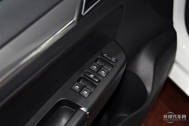 2015款 質(zhì)惠版 1.6L 自動時尚型