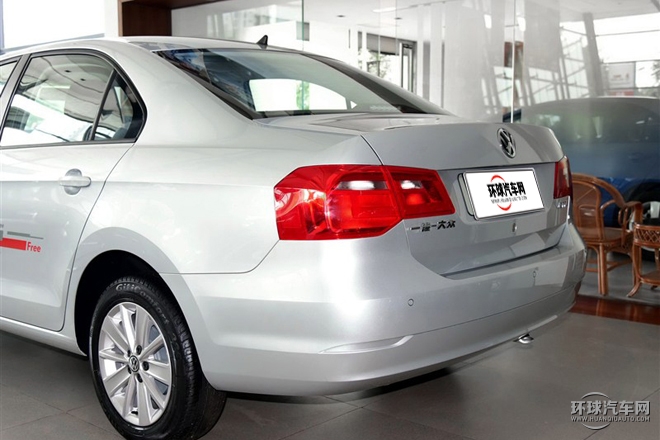 2015款 質(zhì)惠版 1.6L 自動舒適型
