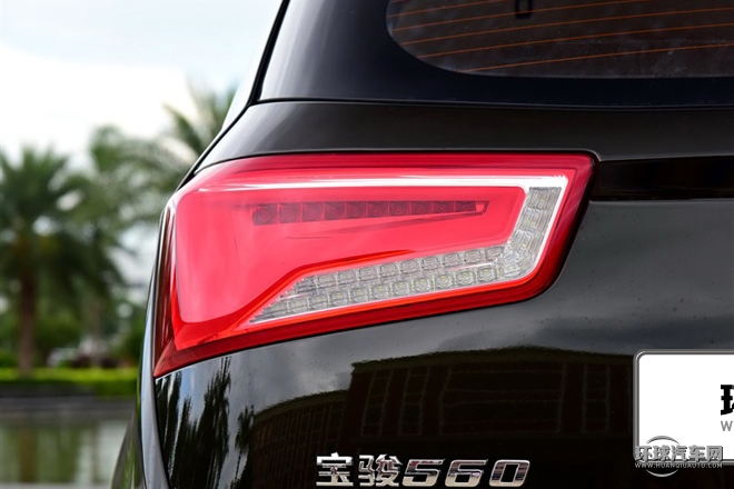 2015款 1.8L 手動(dòng)精英型