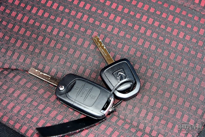 2015款 1.8L 手動(dòng)舒適型