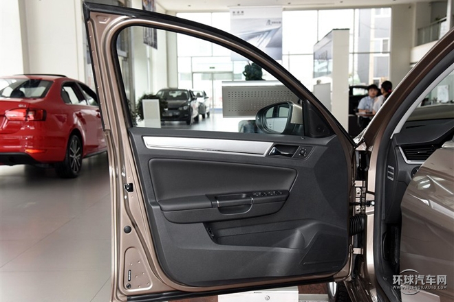 2015款 質(zhì)惠版 1.6L 手動時(shí)尚型