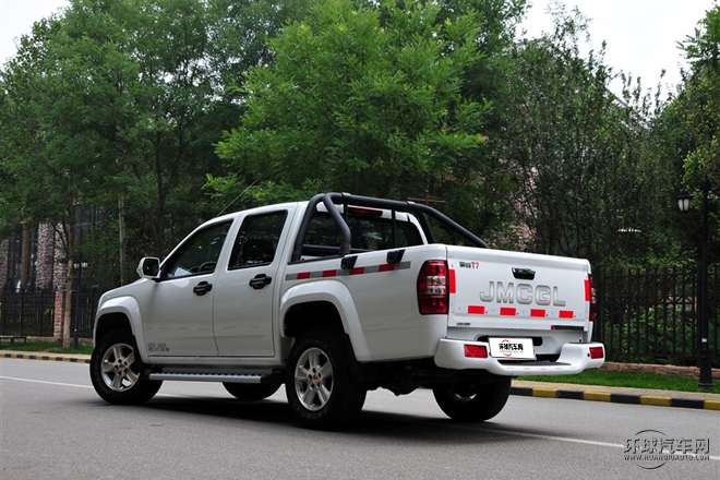 2015款 2.8T兩驅(qū)舒適版標(biāo)準(zhǔn)軸距JE493ZLQ4E