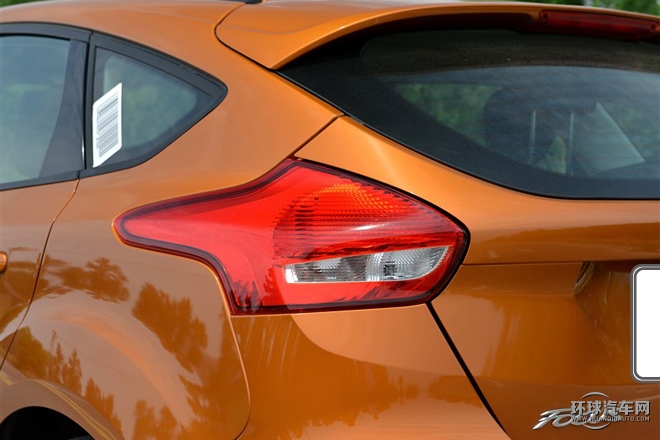 2015款 兩廂 1.0L GTDi 手動(dòng)超能風(fēng)尚型