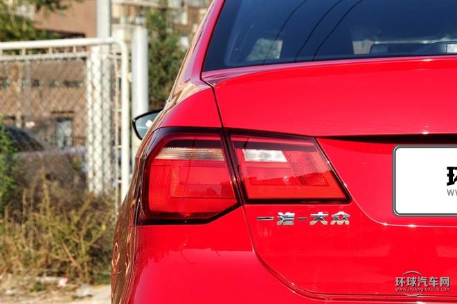 2015款 質惠版 1.4TSI 自動運動型