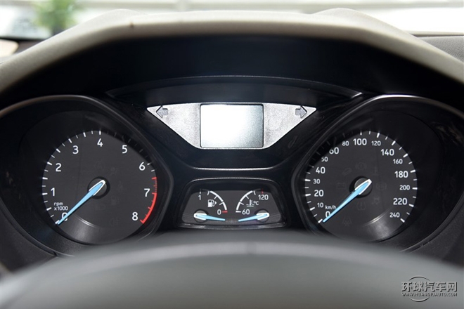 2015款 兩廂 1.6L 自動(dòng)風(fēng)尚型