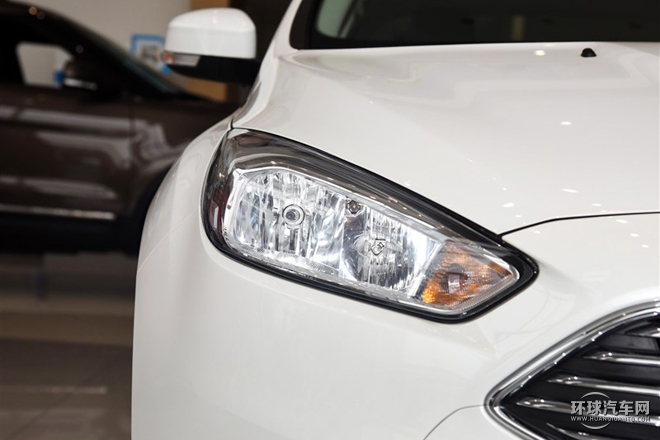 2015款 兩廂 1.6L 自動風(fēng)尚型