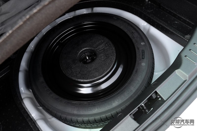 2015款 三廂 1.6L 自動(dòng)舒適型