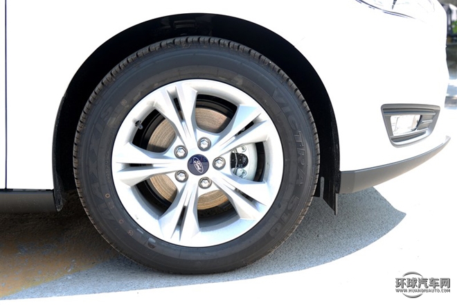 2015款 三廂 1.6L 自動舒適型