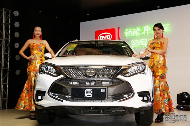 2015款 2.0T 四驅(qū)旗艦型
