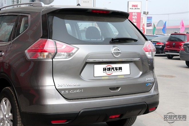 2015款 2.5L CVT領(lǐng)先MAX版 4WD