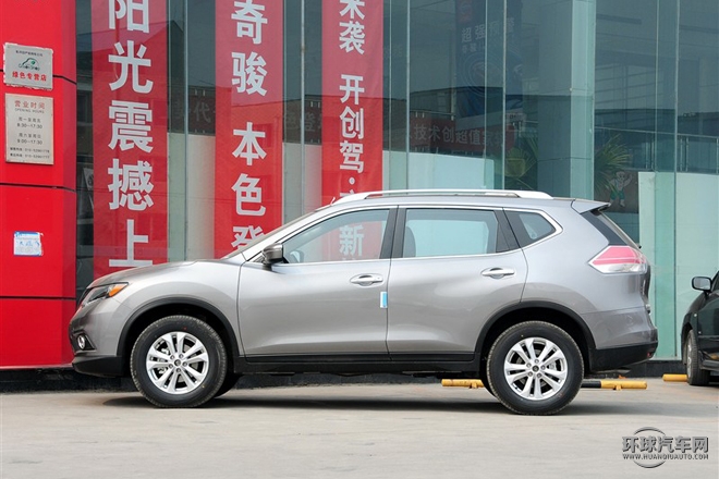 2015款 2.5L CVT領(lǐng)先MAX版 4WD