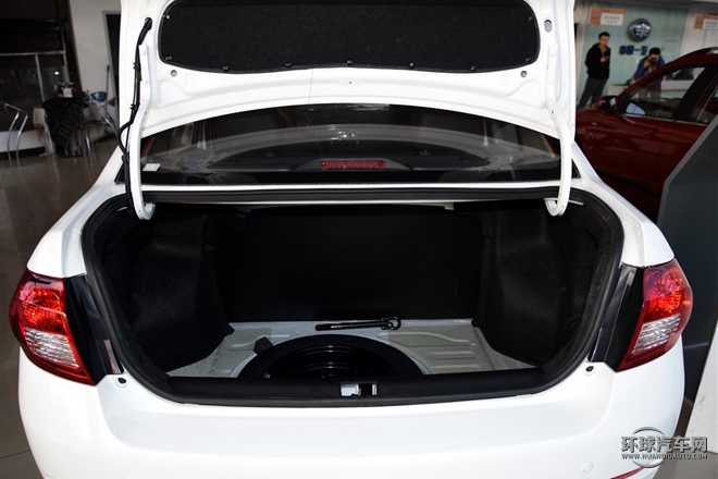 2015款 1.5L 自動標(biāo)準(zhǔn)型