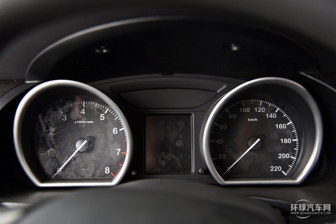 2015款 1.5T 手動旗艦型