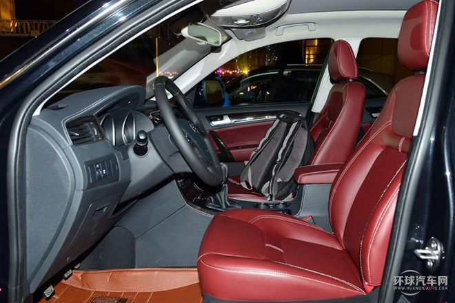 2015款 2.0T 自動(dòng)旗艦型