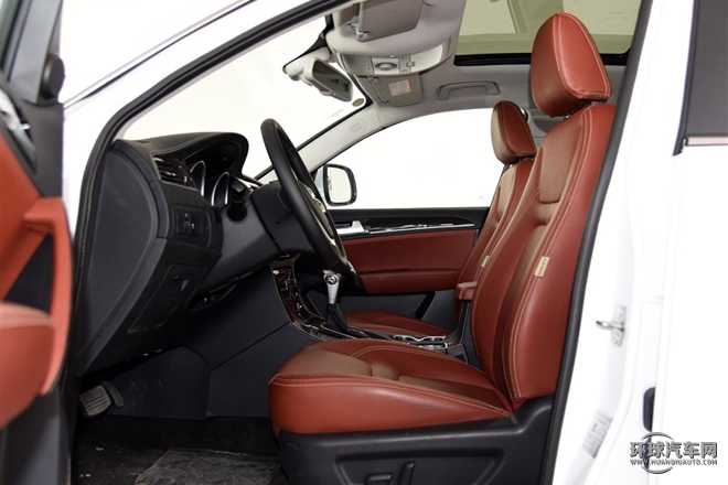 2015款 2.0T 自動尊貴型