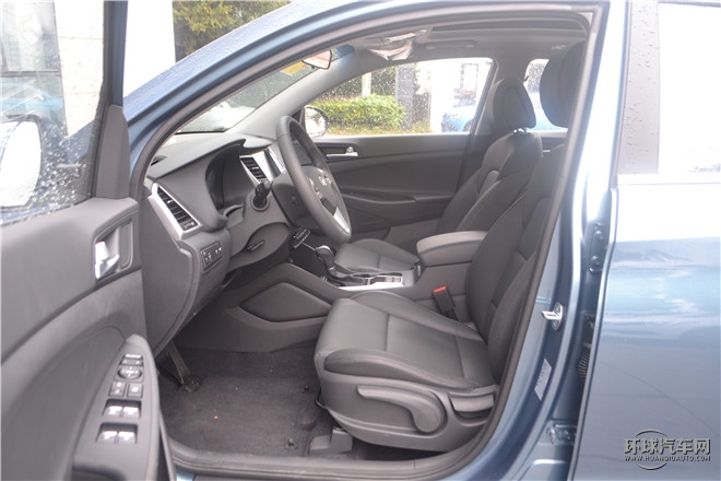 2015款 2.0L 手動兩驅(qū)舒適型
