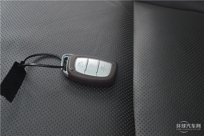 2015款 2.0L 自動(dòng)兩驅(qū)智能型GLS