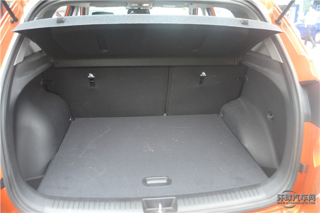 2015款 2.0L 自動四驅(qū)領先型GLX
