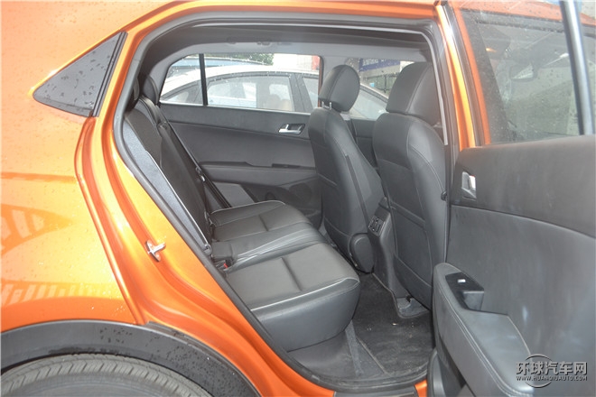 2015款 2.0L 自動(dòng)四驅(qū)尊貴型DLX