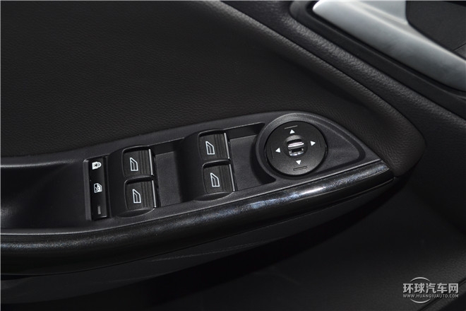 2015款 三廂 1.0L GTDi 手動超能風尚型