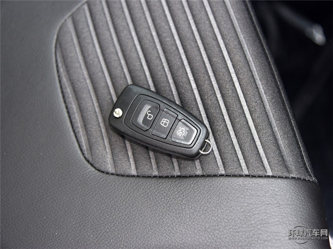2015款 三廂 1.6L 手動(dòng)舒適型