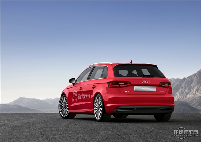 2015款 Sportback e-tron 運動型