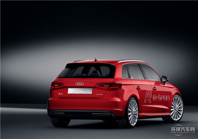2015款 Sportback e-tron 運(yùn)動型