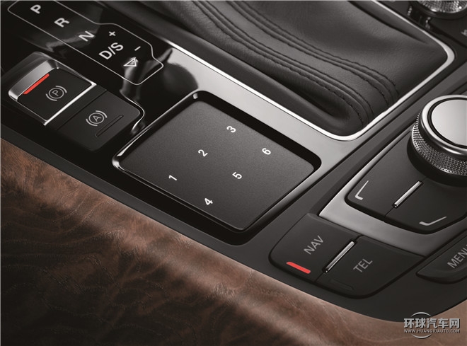 2015款 35 FSI quattro 技術(shù)型