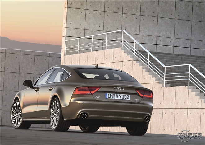 2016款 50 TFSI quattro 動感型