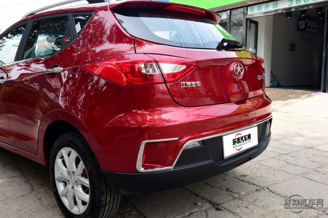 2015款 1.5L 手動豪華智能型