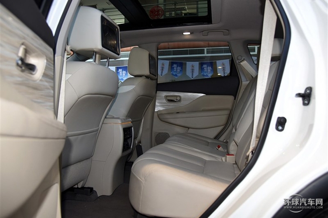 2015款 2.5L XV RES Plus 兩驅(qū)豪雅版