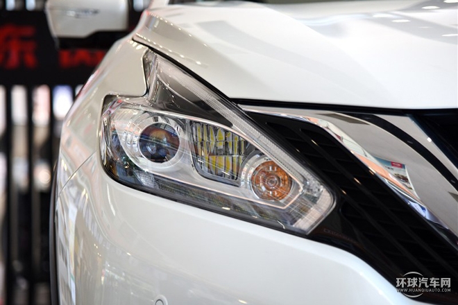 2015款 2.5L XV RES Plus 兩驅(qū)豪雅版