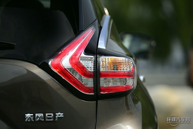 2015款 2.5T S/C HEV XV 四驅(qū)混動(dòng)旗艦版