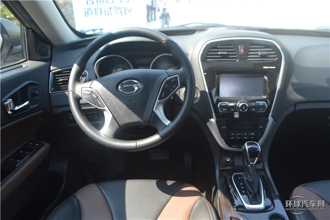 2014款 1.8T 自動(dòng)兩驅(qū)超享版