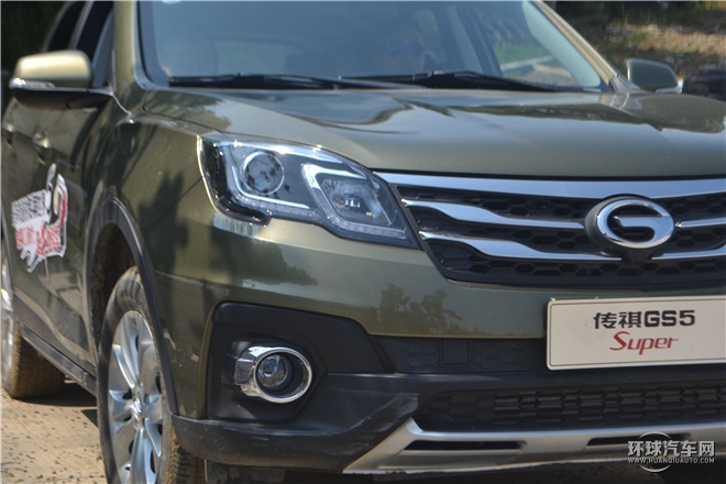 2014款 1.8T 自動(dòng)兩驅(qū)超享版