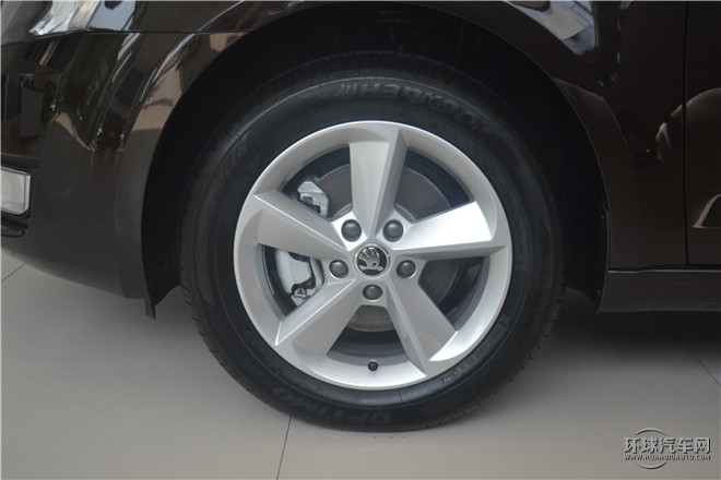 2016款 1.6L 自動(dòng)創(chuàng)行版