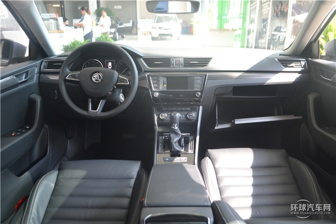 2016款 330TSI DSG創(chuàng)行版
