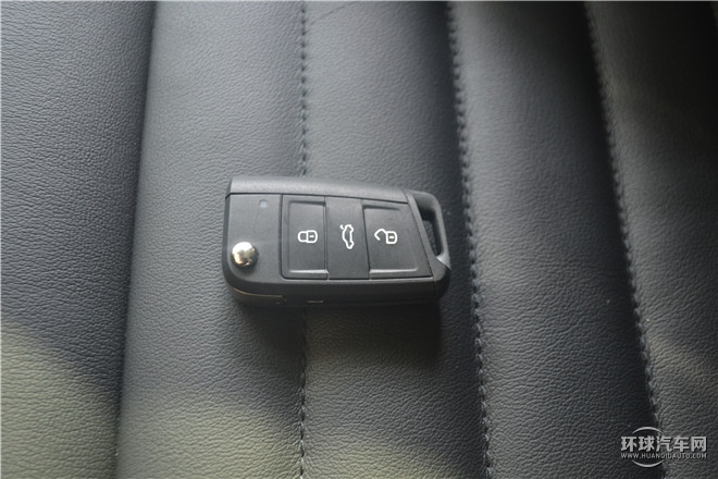 2016款 330TSI DSG創(chuàng)行版