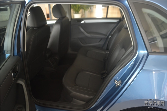 2016款 1.6L 自動前行版