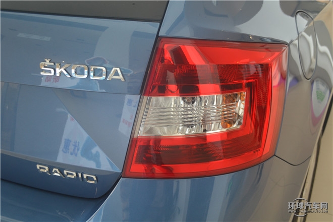 2016款 1.6L 自動智行版