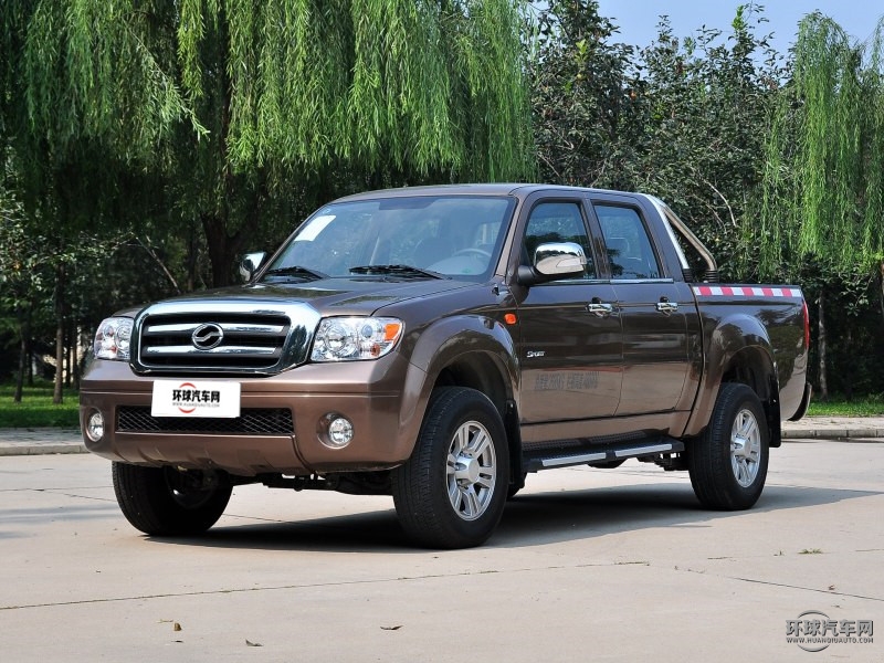 威虎TUV 2015款 2.5T柴油四驅(qū)豪華型