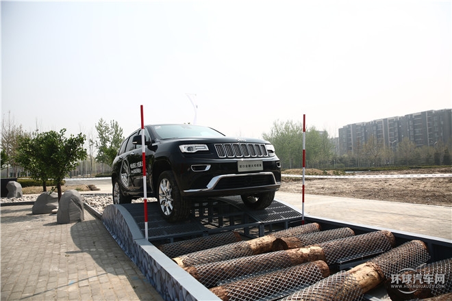 2015款 3.6L 精英導(dǎo)航版