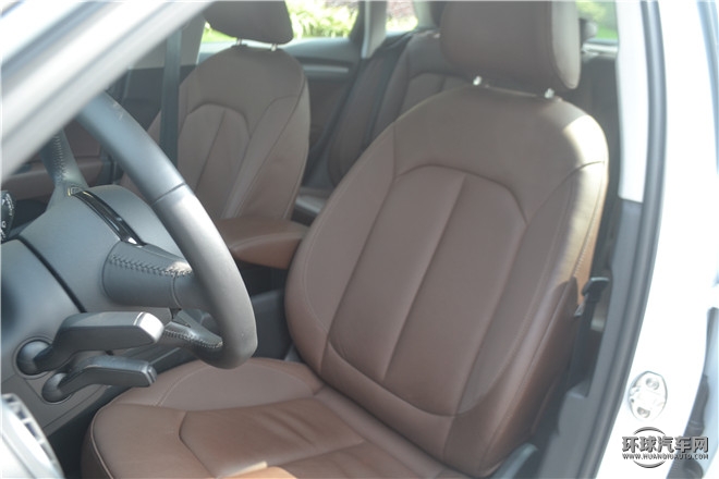 2015款 Limousine 40 TFSI 自動舒適型