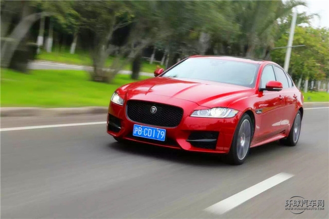 XF 3.0T 兩驅(qū)R-Sport運(yùn)動(dòng)版