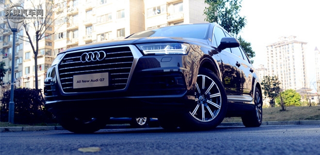 奧迪/奧迪(進(jìn)口)/Q7/35 TDI 專享型