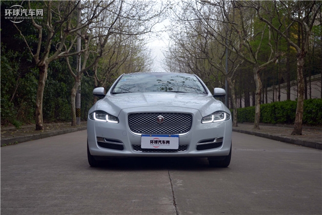 2016款 XJL 3.0 SC 四驅(qū)旗艦商務(wù)版